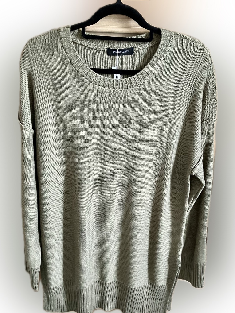 Merokeety Olive Crewneck Sweater - Lightweight Knit